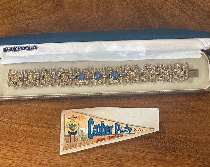 Lovely Vintage Regal 24ct Gold Plated Bracelet with Coober Pedy Opals, With Presentation Box