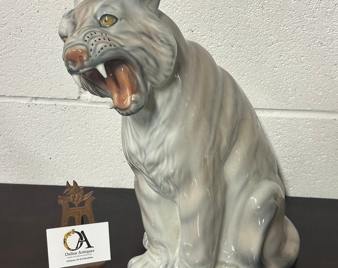 Beautiful Vintage c1970’s/80’s Large Italian Ceramic White Tiger Figurine