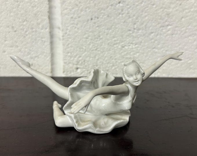 Vintage Wallendorf German White Porcelain Flying Ballerina 1694 Figurine A/F