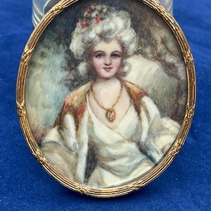 Original 19th Century Miniature Oval Portrait Watercolour Of A Young Lady in a Beautiful Ornate Gilt Frame