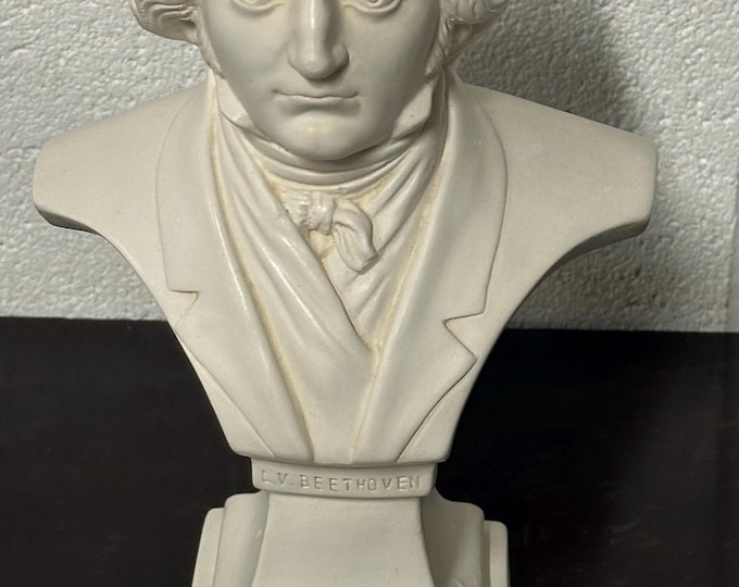 Lovely Plaster Bust Sculpture Of The Composer Ludwig van Beethoven