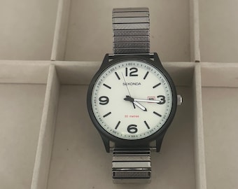 Vintage Men’s Sekonda Luminous 1506 Watch With Metal Strap - Good Condition
