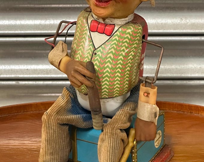 TN Nomura McGregor vintage mechanical toy Japanese Battery Operated - Tin Plate Toy