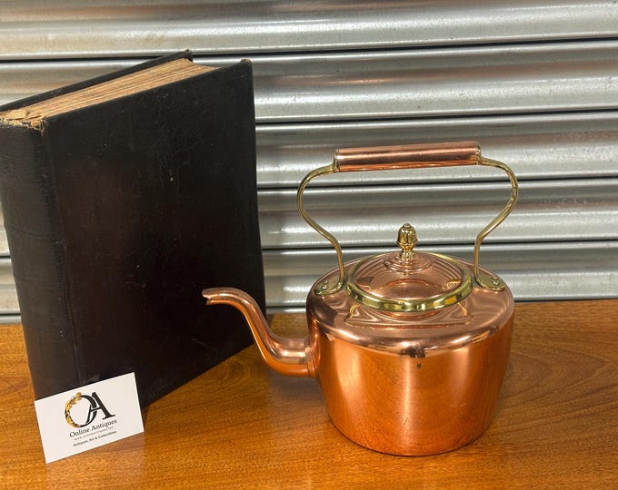 Antique 19thC Copper Kettle with Brass Mounts And Acorn Shaped Finial To Lid