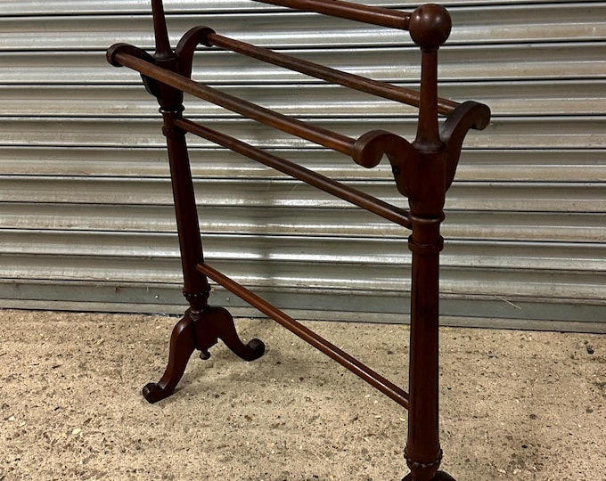 Antique Quality Victorian c1890 Mahogany Towel Rail Stand
