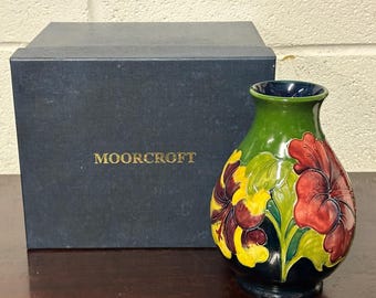 Moorcroft Coral Hibiscus Pattern Vase With Green Background, Signed To Base with Moorcroft Presentation Box