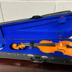 Stentor Starter 1 Violin With Aubert Bridge In Case