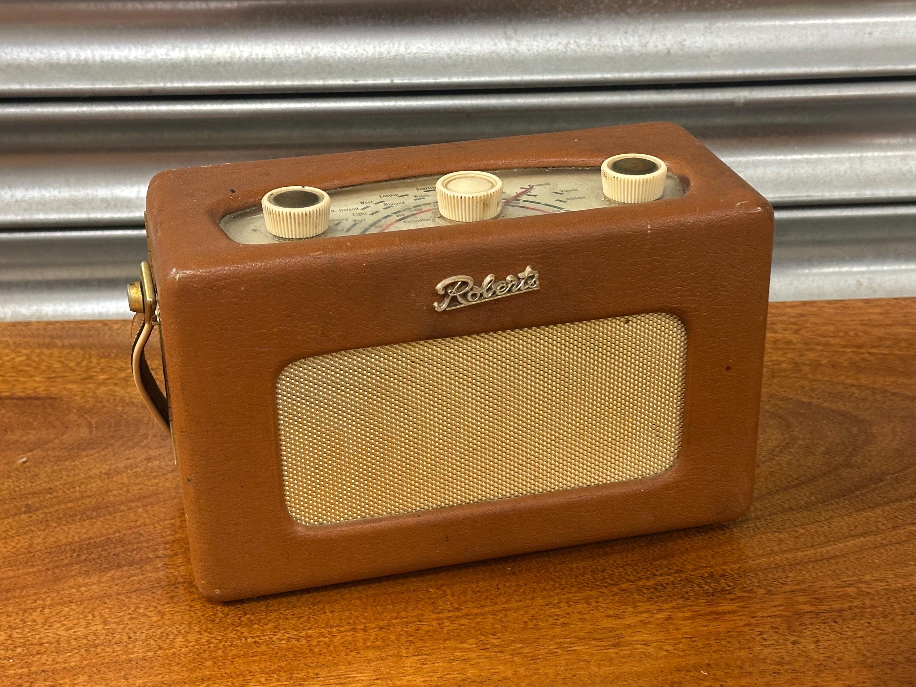 Vintage Roberts Radio Model R200 Portable Transistor Radio – Brown
