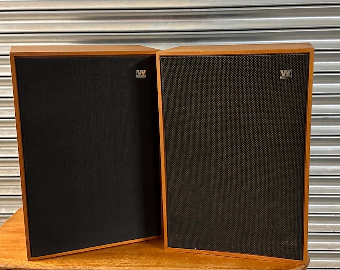 Matching Pair of Vintage Mid Century Wharfedale Denton 2 Bookshelf Speakers