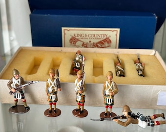 Vintage King & Country Original Toy Soldiers Scottish Infantry Boxed Set of 8