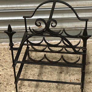 Vintage Black Wrought Iron 6 Bottle Wine Holder