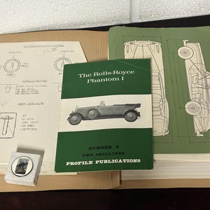 Interesting Rolls Royce / Bentley Specifications With Rolls Royce Badge