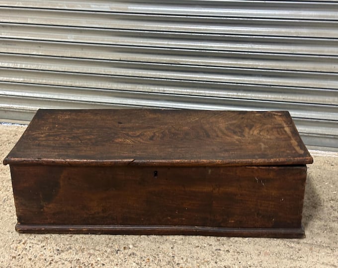 Charming Antique 18th Century Elm Six Plank Coffer / Chest