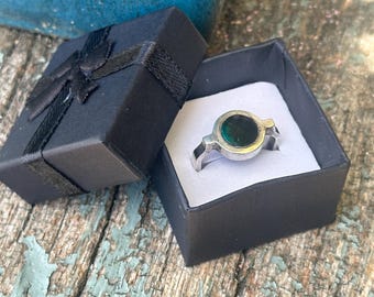 Vintage Sterling Silver Ring With Green Stone, Square Shape, Signet Style Ring