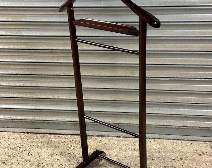 Vintage Wooden Gentleman’s Valet Stand / Suit Butler – Mid-Century Style Clothes & Trouser Rack