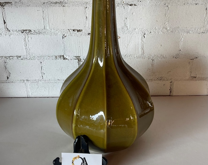 Stunning Large Mid Century Retro Ribbed Onion Shaped Olive Green Vase