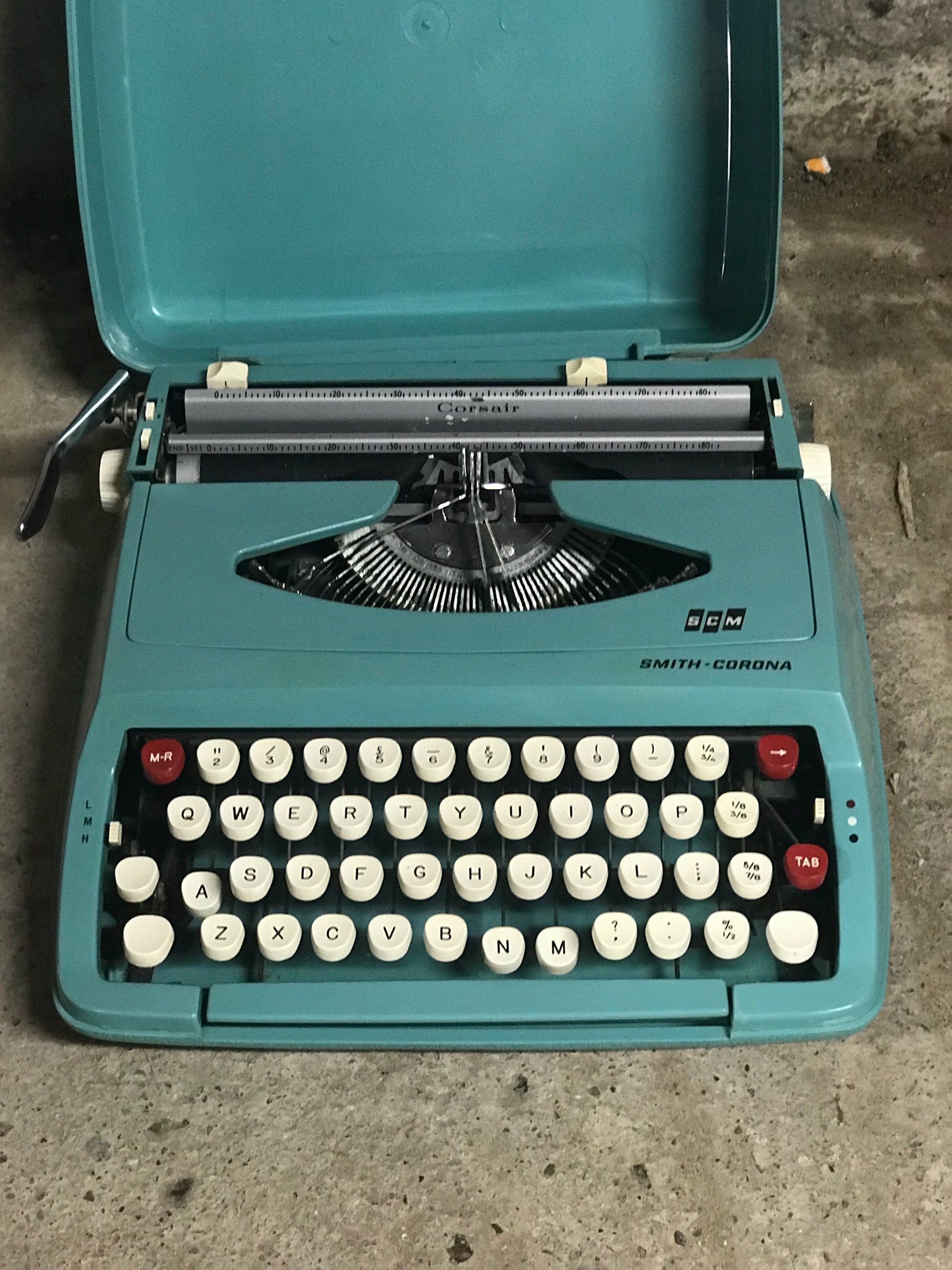Vintage 1970’s Smith Corona Typewriter