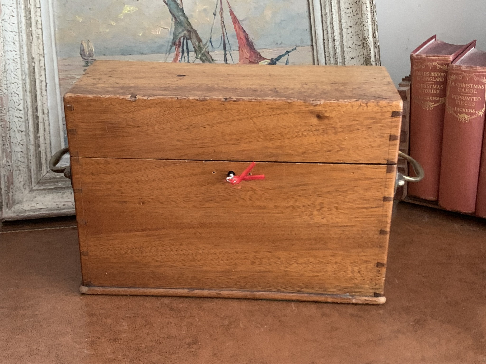 Early 20th Century Oak Humidor Cigar Box With Brass Handles And Working