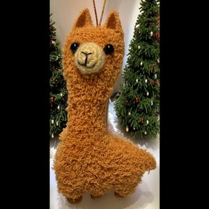5&quot; Alpaca Plush Ornament, Handmade Cute Alpaca Figuring for Home Decor, Holiday Decor and Gift, Adorable Alpaca Charm for Alpaca Lovers