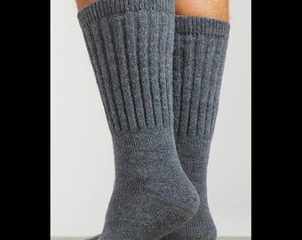 Alpaca Therapeutic Socks: Soft, Stretchy Support for Circulation