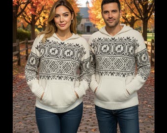 Alpaca Blend Geometric Pullover Hoodie: Soft & Warm Knit Sweater