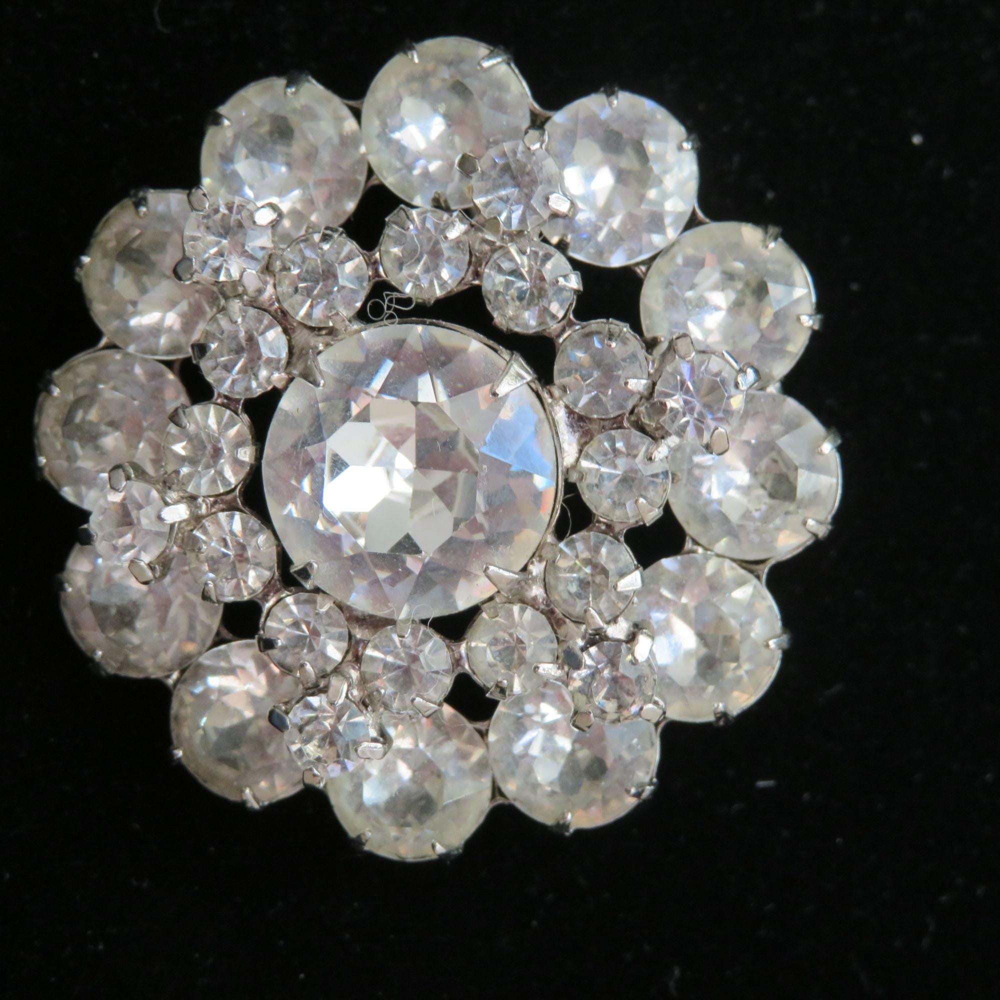 Vintage Weiss Clear Rhinestone Round Pin Brooch Silver-Tone Setting Mid-Century Jewelry Sparkling Statement Accessory