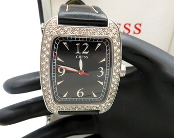 Vintage Guess Ladies Wristwatch Crystals Black Face Leather Band G65163L Works