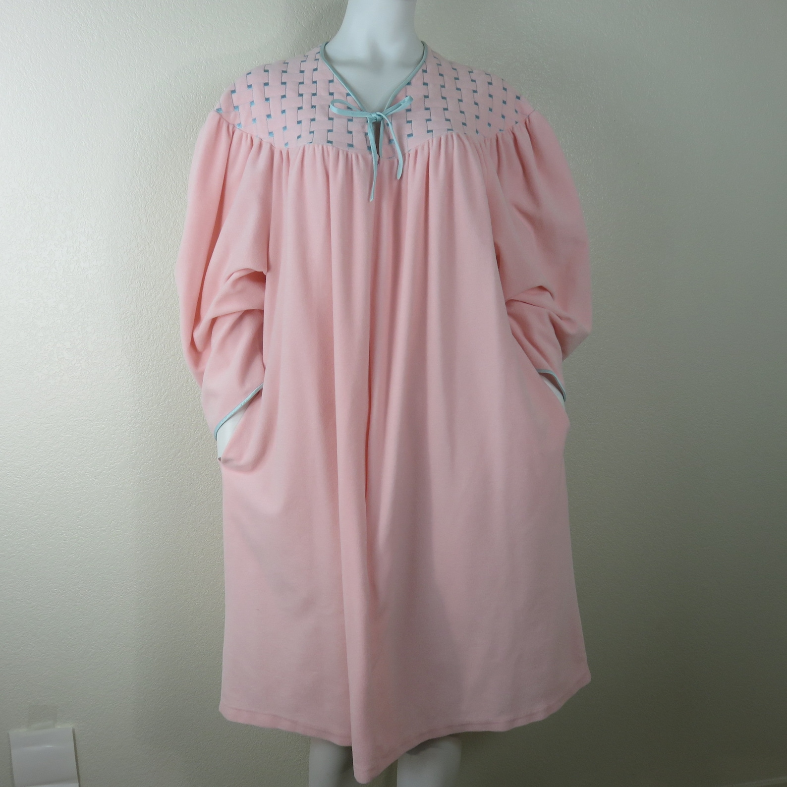 Vintage 70s Vanity Fair Robe Housecoat Pink Velour Size XL Etsy