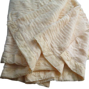 Vintage Full Size Waffle Weave Acrylic Blanket Satin Trim Canary Yellow Made in USA