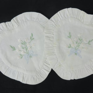 2 Vintage White Heart Shaped Sachet Holder Case Floral Embroidery Cotton New Old Stock