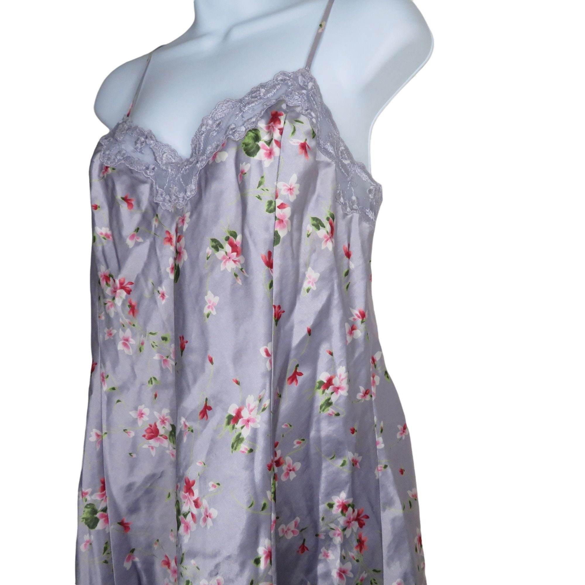 carmen marc valvo evening dresses Carmen Marc Valvo Gown Style C90047 Size 4