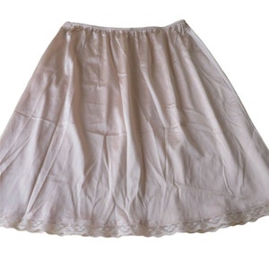 Vintage 60s Warners Half Slip S Beige Nylon Lace Hem Modest Glam Pin up USA
