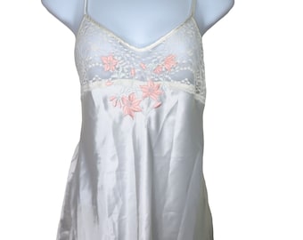 Vintage Wendy Ann Satin Slip Nightgown M White Lace Embroidery Low Back Bridal Honeymoon
