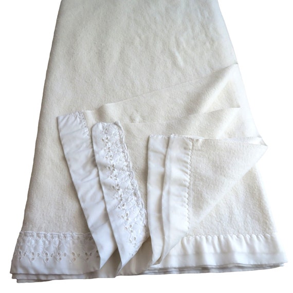 Vintage 90s Acrylic Thermal Blanket Queen White Eyelet Cotton - Etsy UK