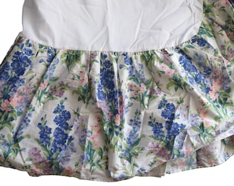 Jupe de lit vintage Laura Ashley Abbeville à motif floral, taille king, 33 cm de hauteur, fabrication artisanale américaine.