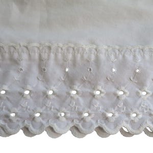 Vintage Martex Vitt Standard Örngott Med En Öppning Med Broderad Fåll Tillverkad I USA bild 9