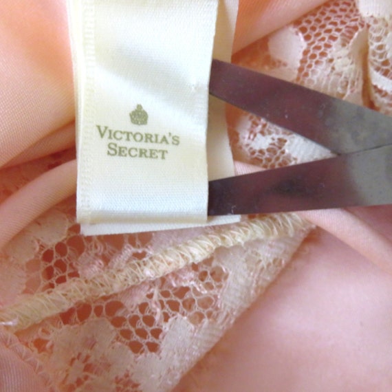 Vintage Victoria's Secret Satin Slip Nightgown S … - image 7