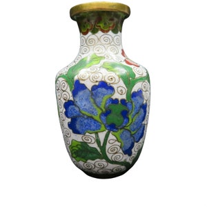 Vintage White Blue Floral Cloisonné Enamel Over Brass Chinese Vase 4" Tall