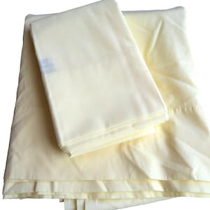 Vintage 70s Springmaid Full Size Sheet 1 Flat 2 NEW Pillowcases Bright Yellow No Iron Percale