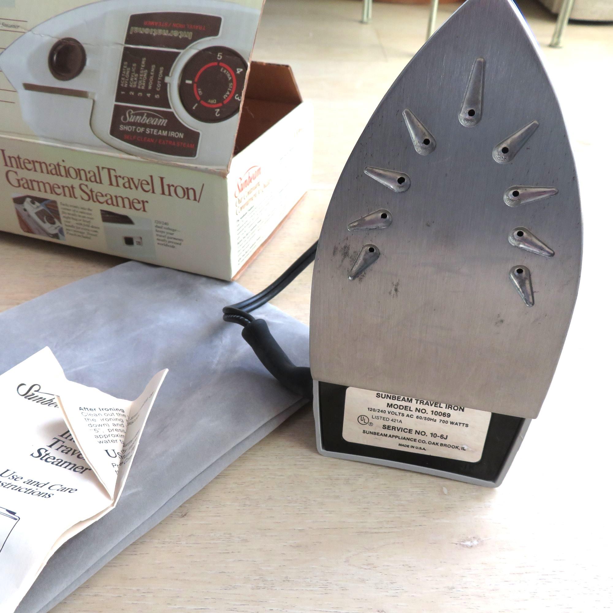 サンビーム　ヴィンテージ スチームアイロン　アメリカ雑貨 Vintage 1984 Sunbeam Travel Iron Garment Steamer: Dual Voltage - Etsy