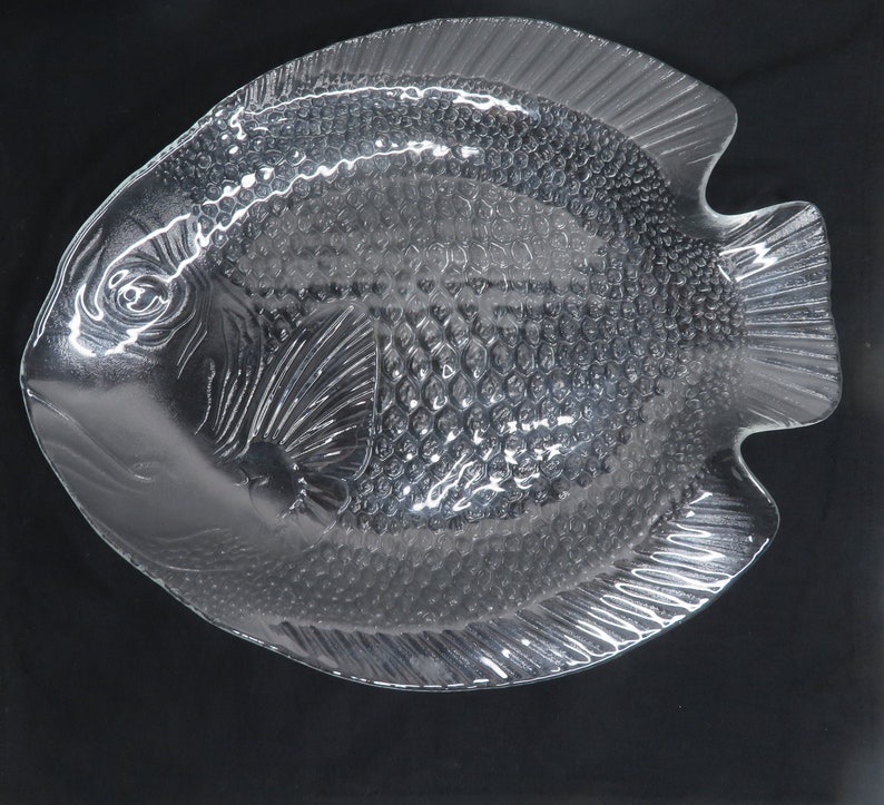 Vintage 70s Fish Platter Arcoroc Glass Plate Fish Shaped Fish Etsy