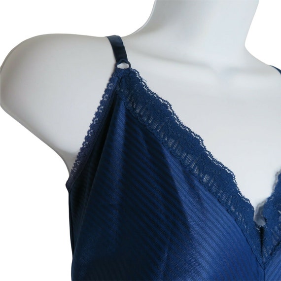 Vintage 70s Maidenform Royal Blue Full Slip Dress… - image 10