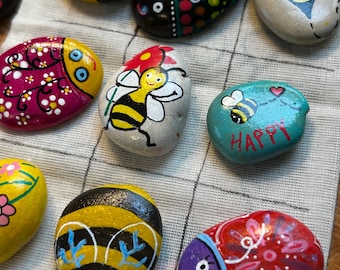 Hand Painted Ladybug & Bumblebee Tic Tac Toe Game: Garden Stone
