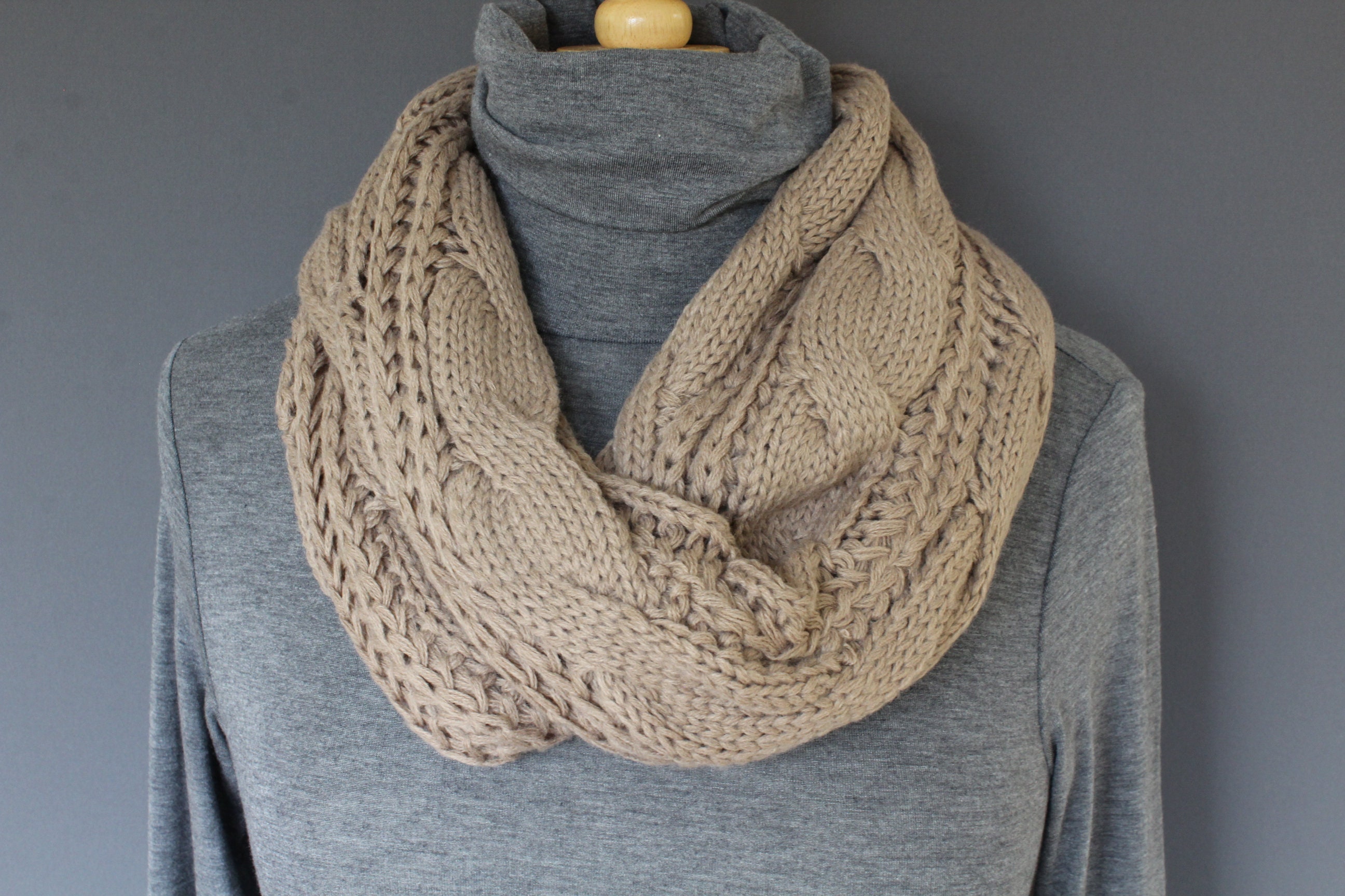 Beige Cable Knit Infinity Scarf Soft Chunky Knit Circle Endless Loop ...