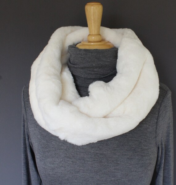 Cream faux fur best sale scarf