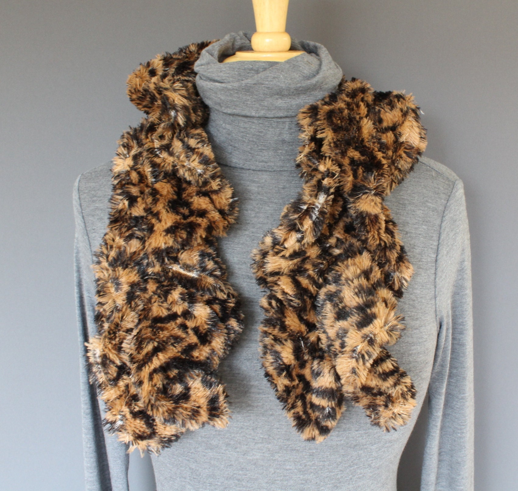 Brown Black Scarf Faux Fur Cheetah Leopard Furry Scarf Neck Wrap
