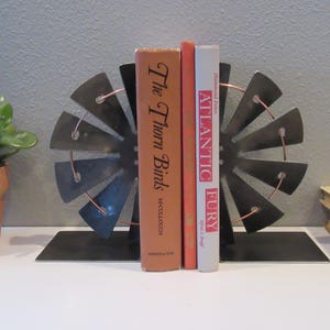 Windmill Bookends Handmade-Rustic Metal Windmill Bookends-Set of Windmill Bookends-Farmhouse Windmill Home Decor Art-Book Shelf-Books Office