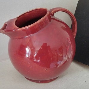 Vintage McCoy Ball Tilt Pitcher 1940s (S4 B4)