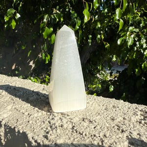 Selenite Tower