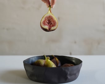 Set of 3–6 Crinkled Ceramic Bowls | Small Black Minimalist Serving or Decorative Set